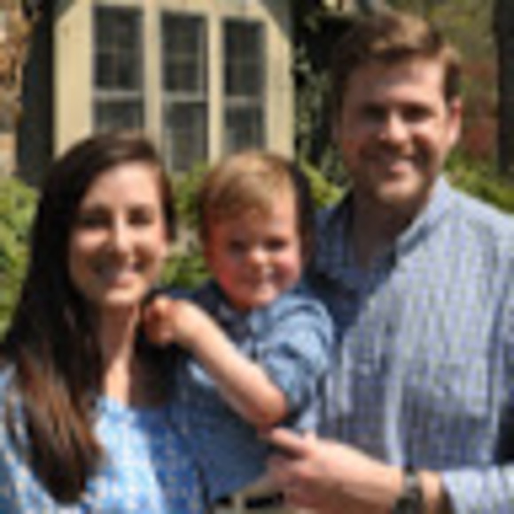 Meet your Posher, Lauren - Picture 1 of 1